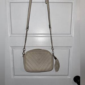 Chevron Quilted Crossbody Bag-Beige